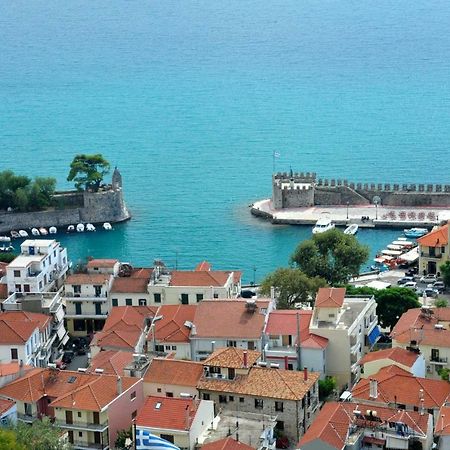 Eleftheria'S Apartments Eratini Bagian luar foto